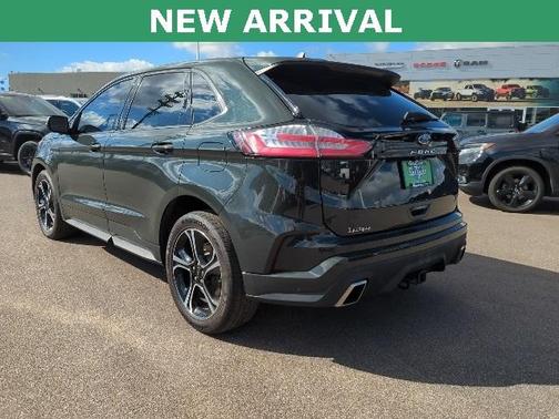 2023 Ford Edge ST