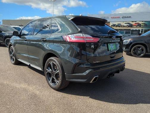 2023 Ford Edge ST