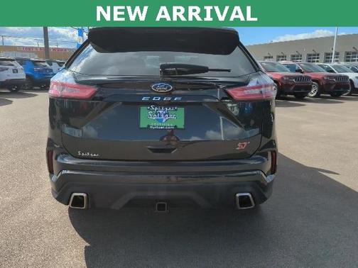 2023 Ford Edge ST