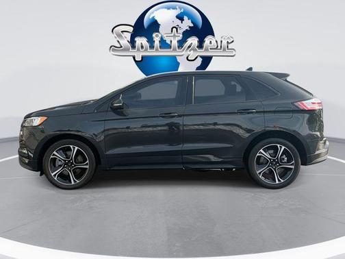 2023 Ford Edge ST