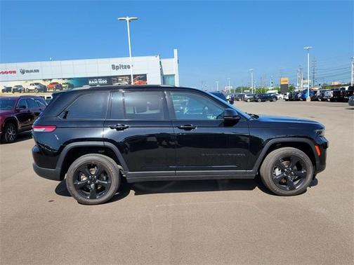 2023 Jeep Grand Cherokee Altitude