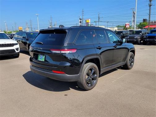 2023 Jeep Grand Cherokee Altitude