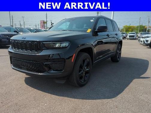 2023 Jeep Grand Cherokee Altitude