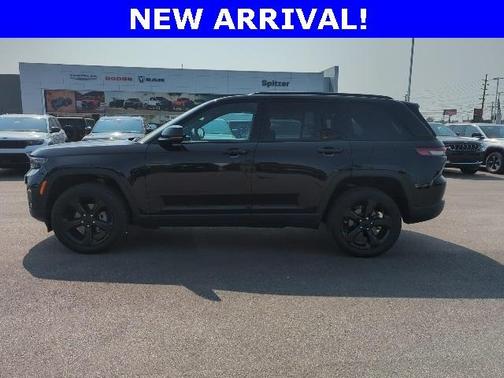 2023 Jeep Grand Cherokee Altitude