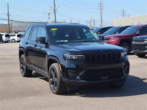 2023 Jeep Grand Cherokee Altitude
