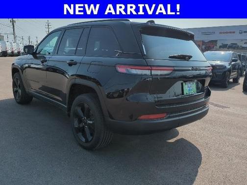 2023 Jeep Grand Cherokee Altitude