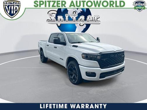 Bright White Clearcoat 2026 RAM 1500 Big Horn/Lone Star