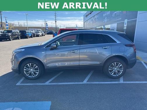 2022 Cadillac XT5 Premium Luxury