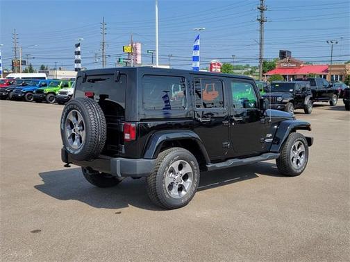 2016 Jeep Wrangler Unlimited Sahara