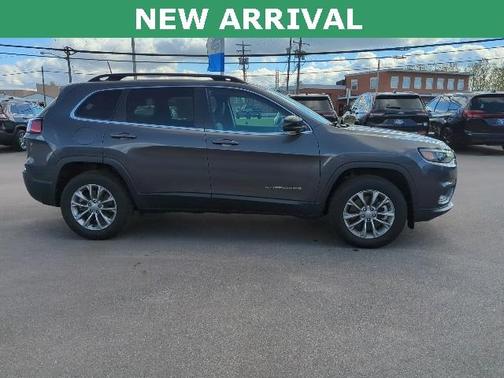 2022 Jeep Cherokee Latitude Lux