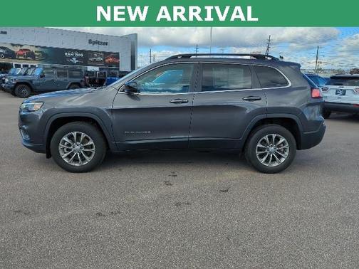 2022 Jeep Cherokee Latitude Lux