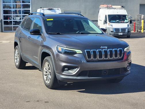 2022 Jeep Cherokee Latitude Lux