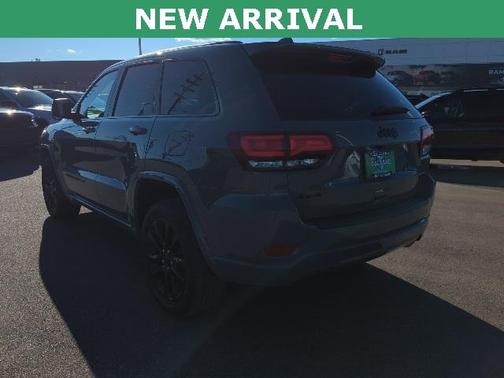 2022 Jeep Grand Cherokee WK Laredo