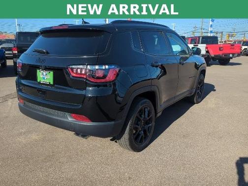 2022 Jeep Compass Altitude