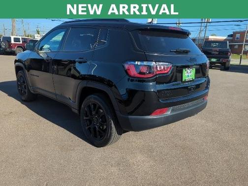 2022 Jeep Compass Altitude