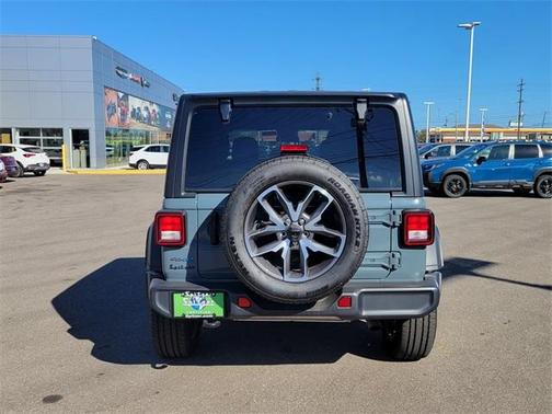 2025 Jeep Wrangler 4xe Sport