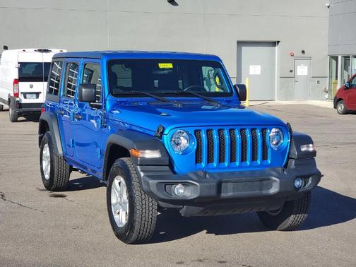 2022 Jeep Wrangler Unlimited Sport