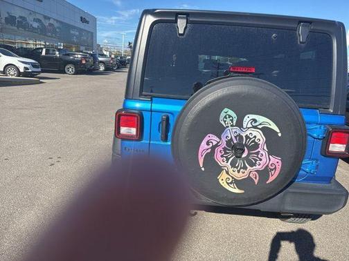 2022 Jeep Wrangler Unlimited Sport