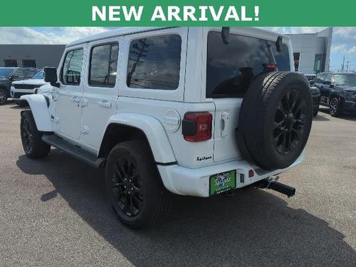 2021 Jeep Wrangler Unlimited Sahara Altitude