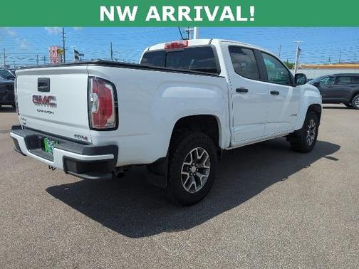 2022 GMC Canyon AT4 w/Cloth