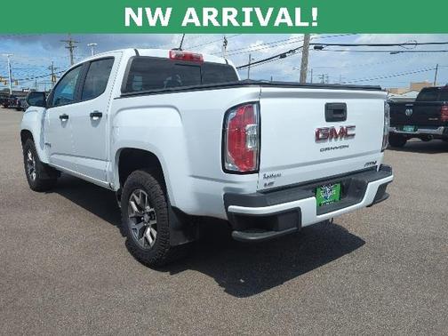 2022 GMC Canyon AT4 w/Cloth