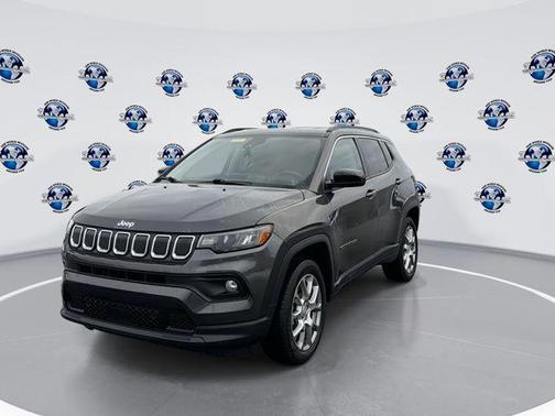 2022 Jeep Compass Latitude Lux