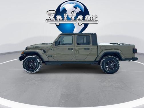 2026 Jeep Gladiator Sport