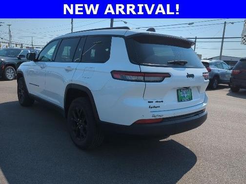 2023 Jeep Grand Cherokee L Laredo