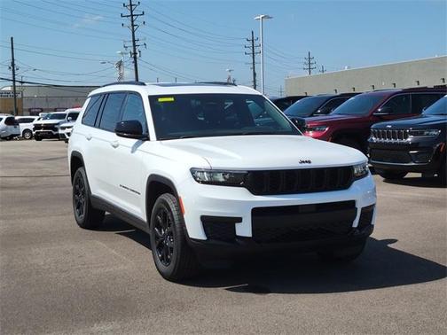 2023 Jeep Grand Cherokee L Laredo
