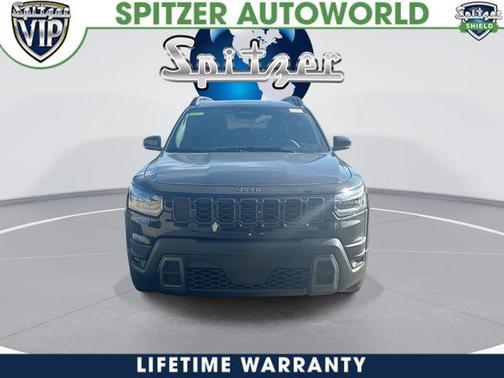 Diamond Black 2026 Jeep Cherokee LAREDO/LIMITED