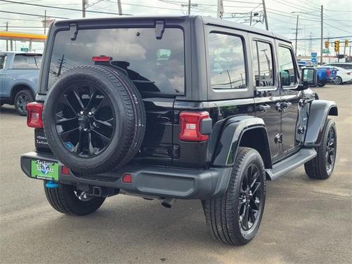 2022 Jeep Wrangler Unlimited 4xe Sahara