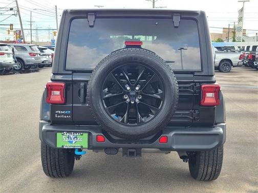 2022 Jeep Wrangler Unlimited 4xe Sahara
