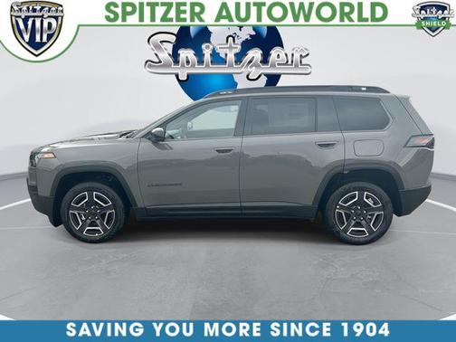 Sting Gray Clearcoat 2026 Jeep Cherokee LAREDO/LIMITED
