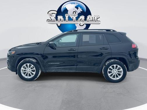 2022 Jeep Cherokee Latitude Lux