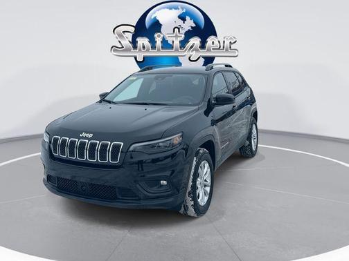 2022 Jeep Cherokee Latitude Lux