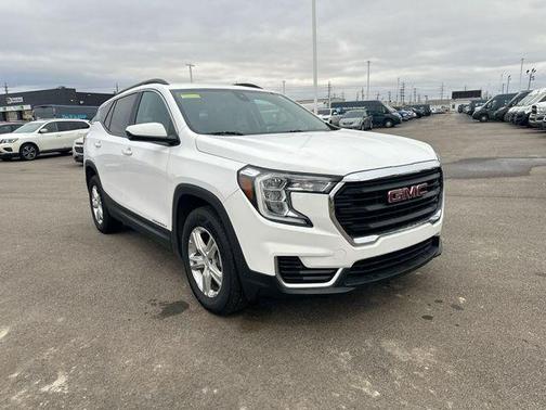 2022 GMC Terrain SLE