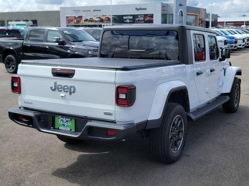 2022 Jeep Gladiator Overland