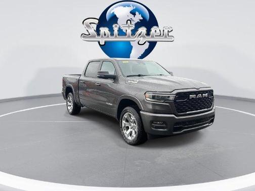 Granite Crystal Clearcoat Metallic 2026 RAM 1500 Big Horn/Lone Star