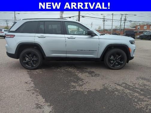 2023 Jeep Grand Cherokee Altitude