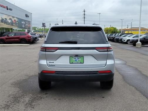 2023 Jeep Grand Cherokee Altitude