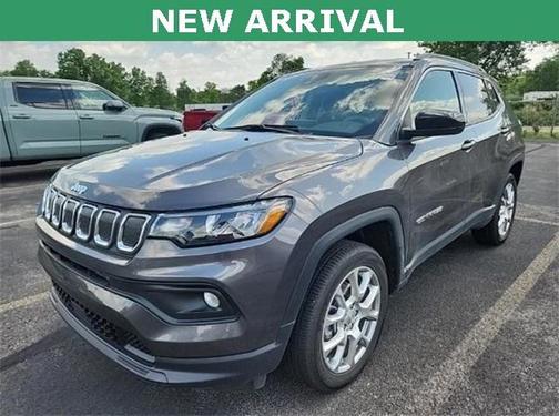 2022 Jeep Compass Latitude Lux