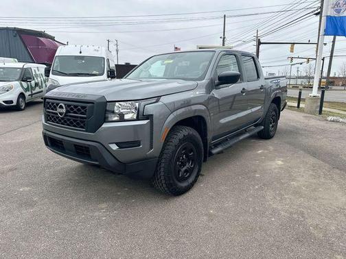 2022 Nissan Frontier S