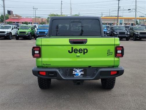 2025 Jeep Gladiator Sport