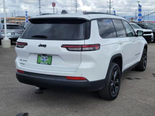 2021 Jeep Grand Cherokee L Laredo