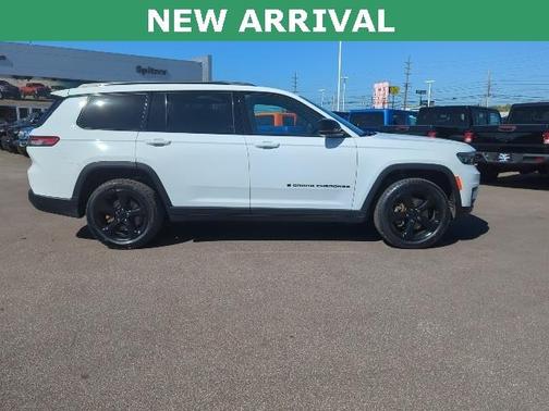2021 Jeep Grand Cherokee L Laredo