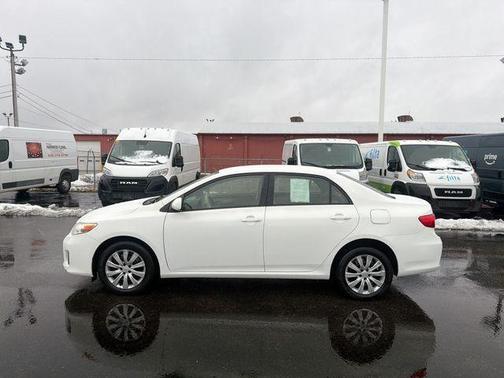 2012 Toyota Corolla LE