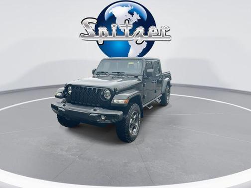 2022 Jeep Gladiator Sport