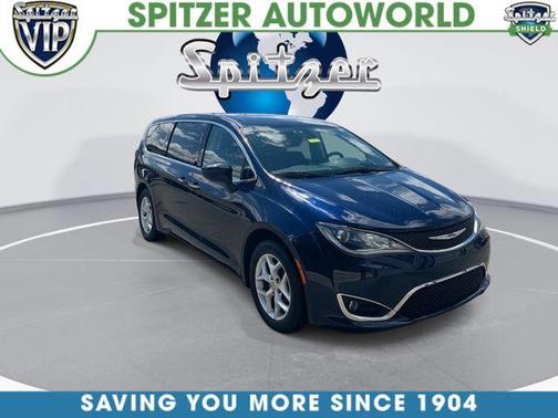 Jazz Blue Pearlcoat 2018 Chrysler Pacifica Touring Plus