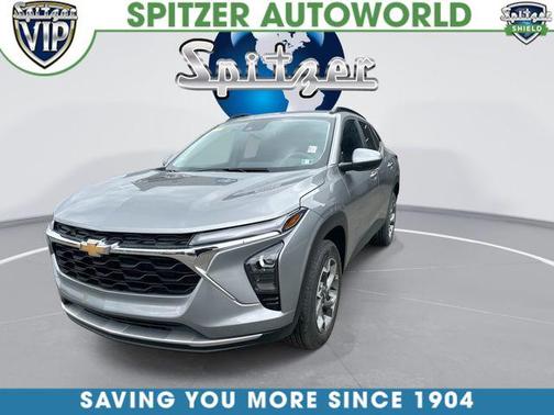 Sterling Gray Metallic 2024 Chevrolet Trax LT