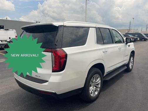 2023 GMC Yukon SLT